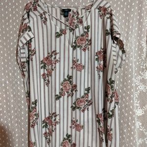 Rue 21 short sleeve shirt